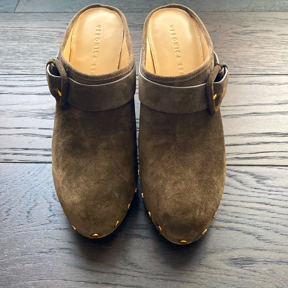 Veronica Beard Clogs